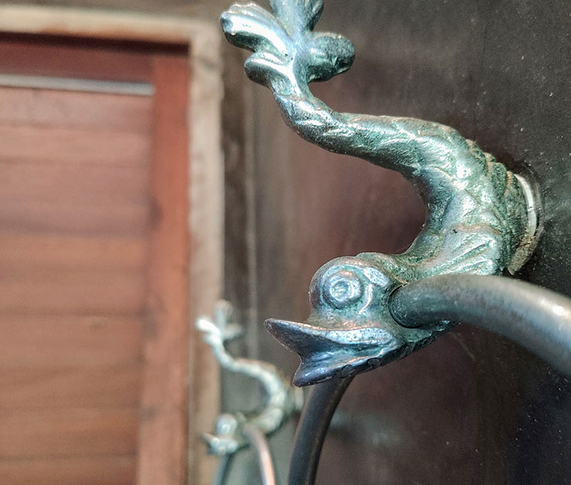 Designer door handle of Premium Chalets Sixtuple at Convento Arcadia, Atins