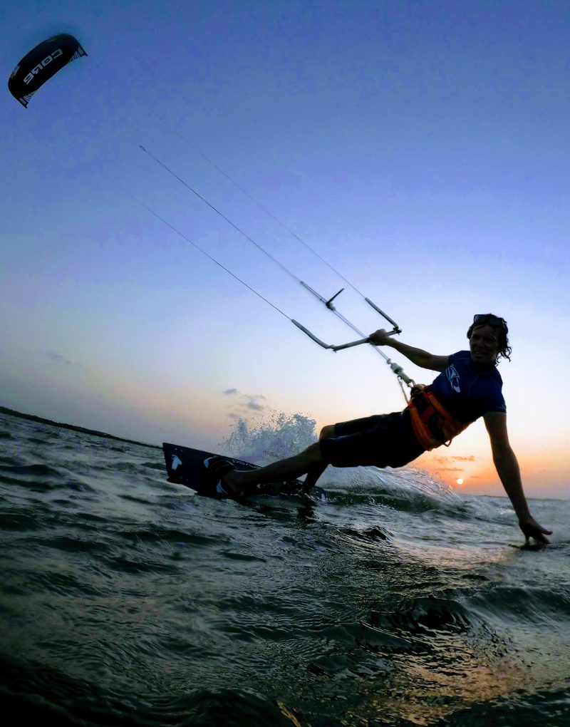 kite surfing