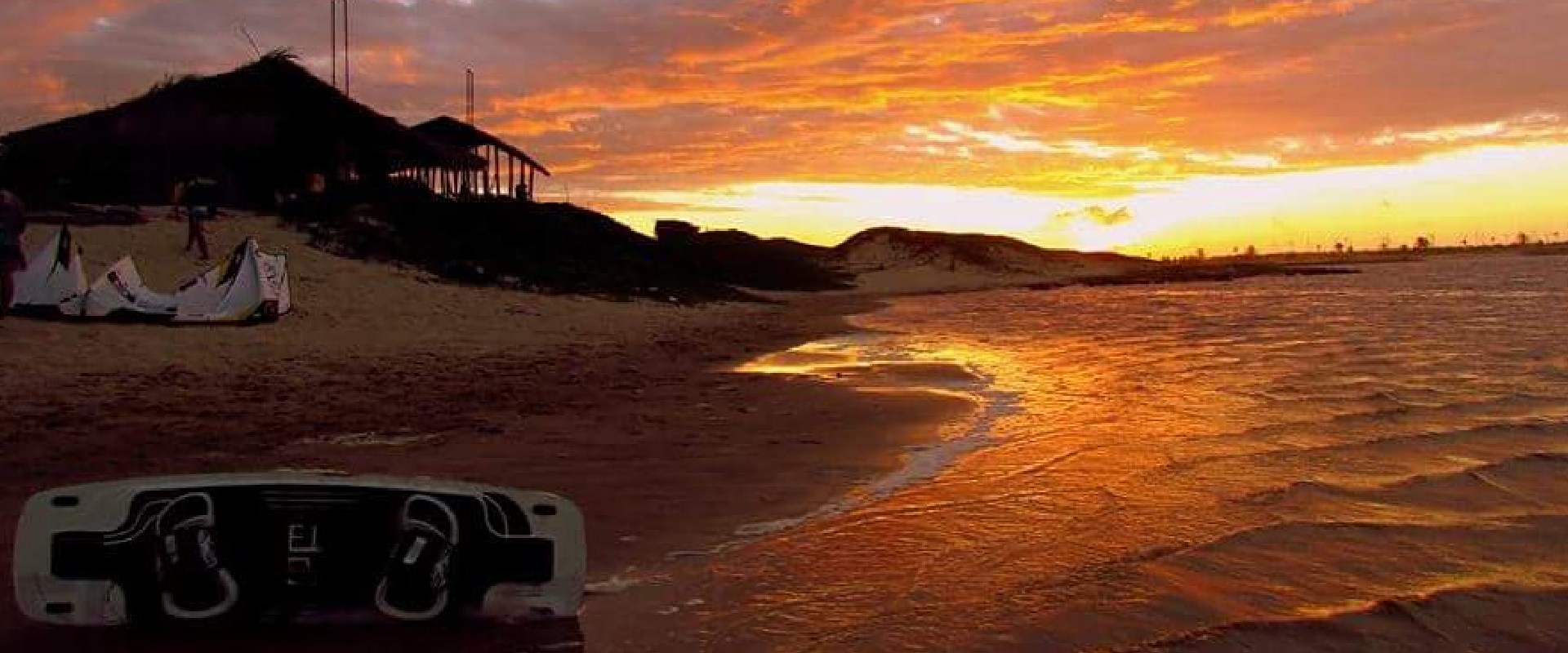 beautiful sunsets at the beach