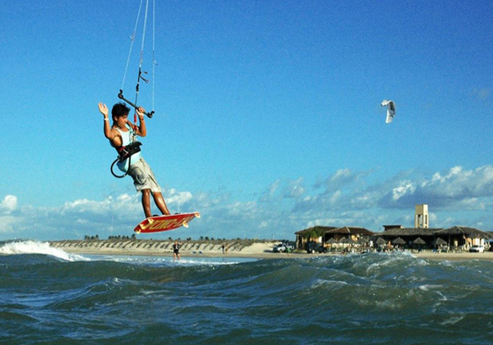 kite surfing